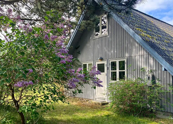 Дом отдыха 3 Bedroom Amazing In Hojby