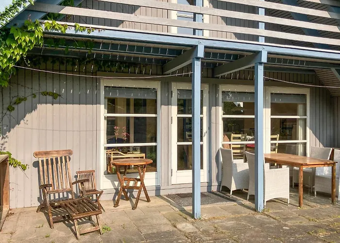 3 Bedroom Amazing In Hojby