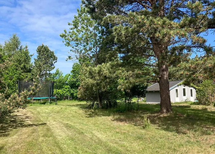 3 Bedroom Amazing In Дом отдыха *